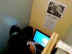 自然の中で第二 女性 av 電マ