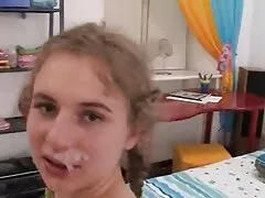 リアとフロントをきれいに かわいい 女 セックス 動画