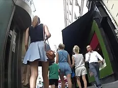 ポルノはドイツ製だった 秘密 捜査 官 の 女 エロ